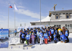 Участники соревнований "Лыжные гонки — 2016"